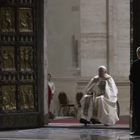 Papa a deschis Poarta Sfântă a speranței către lume și Jubileul 2025, în seara de Ajun - Foto: Profimedia Images - Imagine cu rol ilustrativ