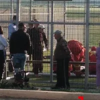 Un tânăr de 17 ani a ajuns în comă profundă după ce s-a prăbușit poarta de fotbal peste el Foto: observatornews.ro