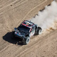 Raliul Dakar: Al-Attiyah, primul podium pentru Dacia, cu direcția stricată. „Mani”, pe locul 2 - Foto: Facebook/Dakar Rally