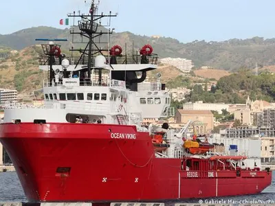 Nava umanitară Ocean Viking a salvat 129 de migranți în Mediterana în weekend/FOTO: dw.com