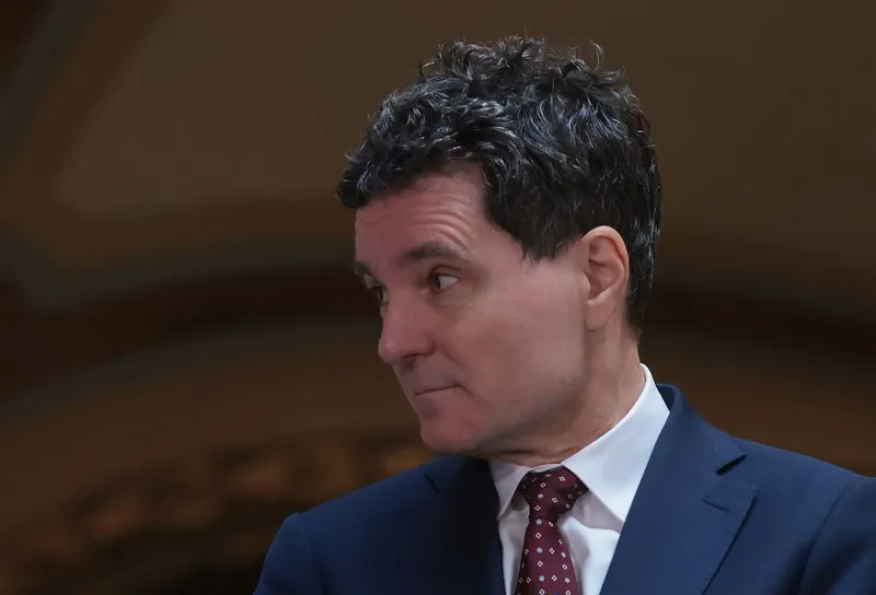 Nicuşor Dan, la onorarea marelui actor Victor Rebengiuc - Foto: INQUAM PHOTOS/George Călin