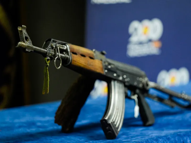 VIDEO AK-47 al Rusiei vs M4 al SUA. Care pistol-mitralieră e mai eficient. Ce spun ucrainenii? - Foto: Profimedia Images