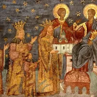 Ștefan cel Mare cu coroana pe cap, așa cum apare  zugrăviit la Voroneț, alături de Maria Vochița, ultima sa soție și de urmașul la tron, Bogdan - Foto: decenei.com