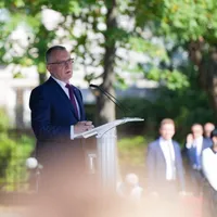 USR și Forța Dreptei au depus o moțiune simplă împotriva ministrului Educației - FOTO: Facebook/Sorin Cimpeanu