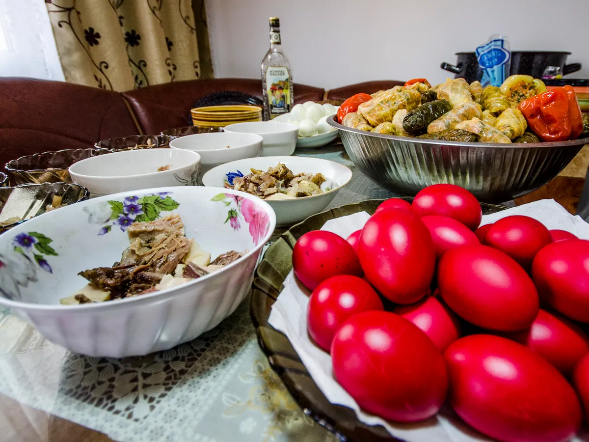 Câte ouă este sănătos să mănânci de Paște. Limita care te ferește de probleme digestive