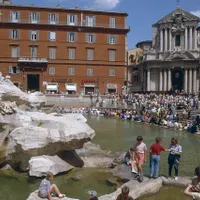 Biserica din Roma unde se află inimile a 22 de Papi e lângă Fântâna Trevi - Foto: Profimedia Images
