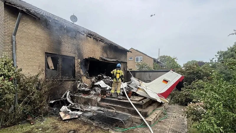 Accident aviatic în Germania. Doi morți. Avionul, pilotat de o femeie de 71 de ani - Foto: X
