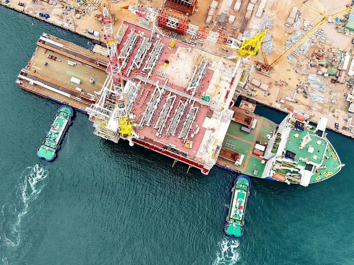 Platforma de colectare a petrolului și gazelor Saudi Aramco Mazan, Qingdao, China - Foto: Profimedia Images