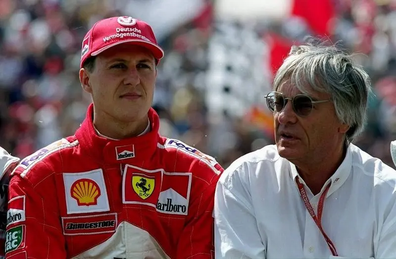 Michael Schumacher și Bernie Ecclestone în august 2000, înaintea cursei de Formula 1 de la Hungaroring Foto: Gettyimages