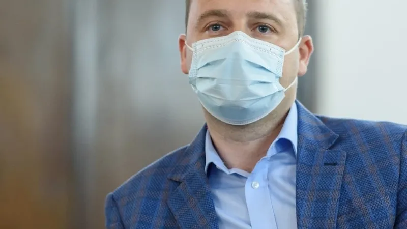 Medicul Florin Roşu: Este posibil ca în România să fi apărut o nouă tulpină COVID. Facem teste / news.ro
