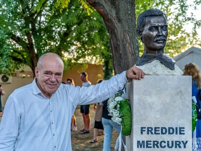Statuia lui Freddie Mercury -  Foto: Balatonszemes 8636