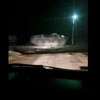 Un tren care transporta vehicule militare a sărit de pe șine la Beia, în Brașov. - Foto: captură video