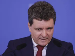 Nicuşor Dan: "Pensia pe care o ia magistratul e cât salariul. Este total aberant" - Foto: INQUAM PHOTOS/Octav Ganea
