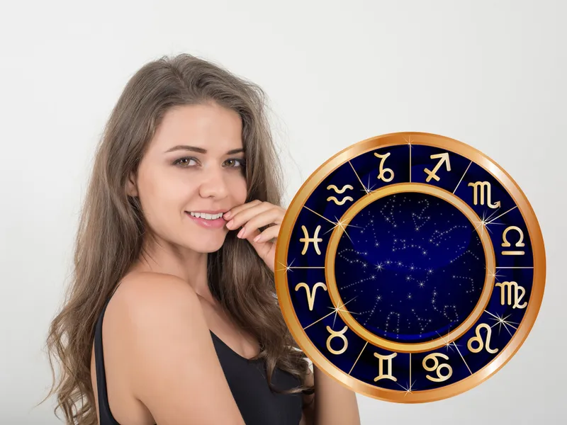 Horoscop 10 mai. Luna în Balanță aduce dezamăgiri Săgetătorilor. Capricornii, induși în eroare - Foto: Freepik, PNGEGG (Imagine cu rol ilustrativ)