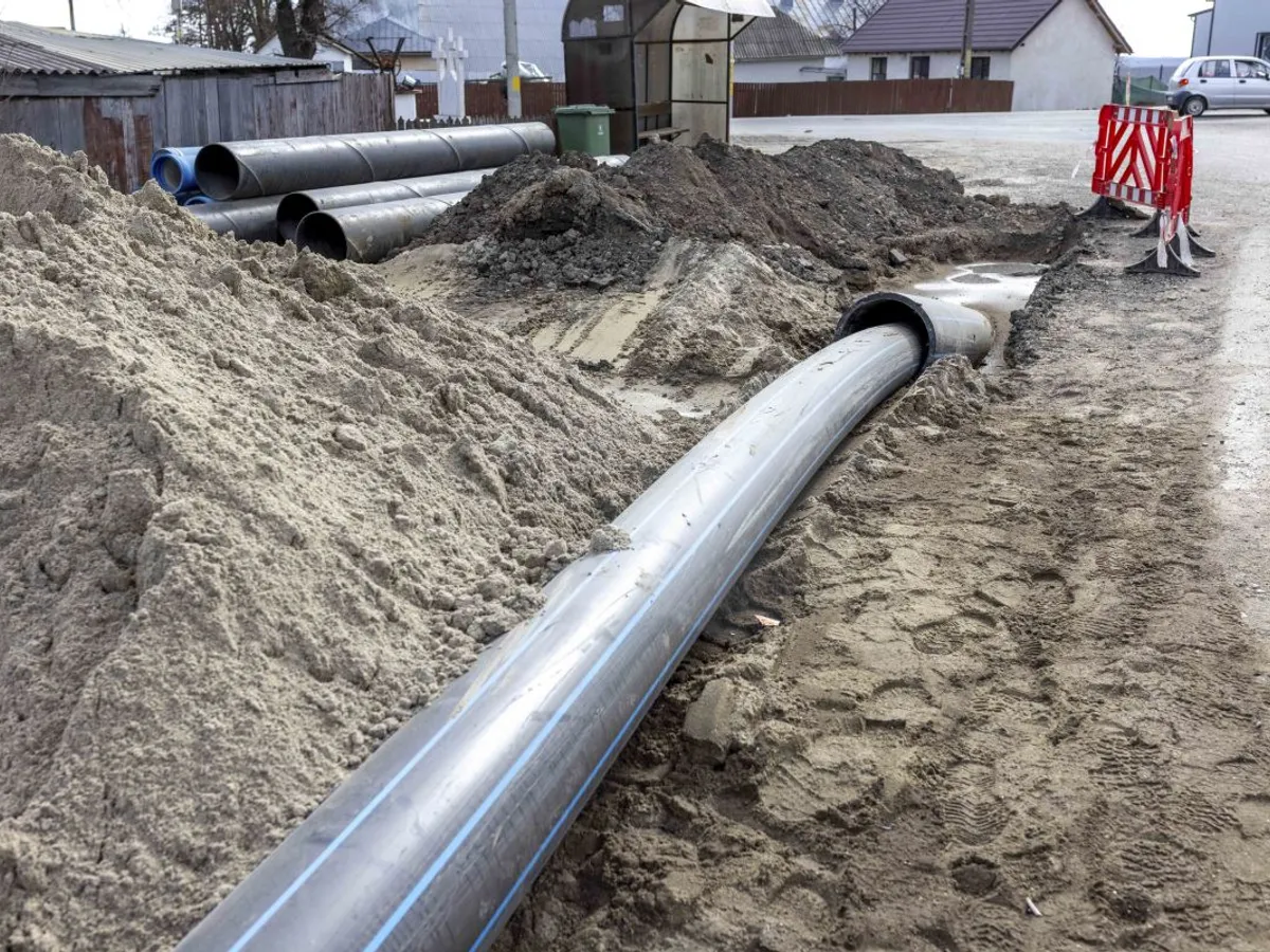 Lucrări edilitare sunt realizate, în anul 2025, în localităţi din Suceava - Foto: INQUAM PHOTOS/Casian Mitu