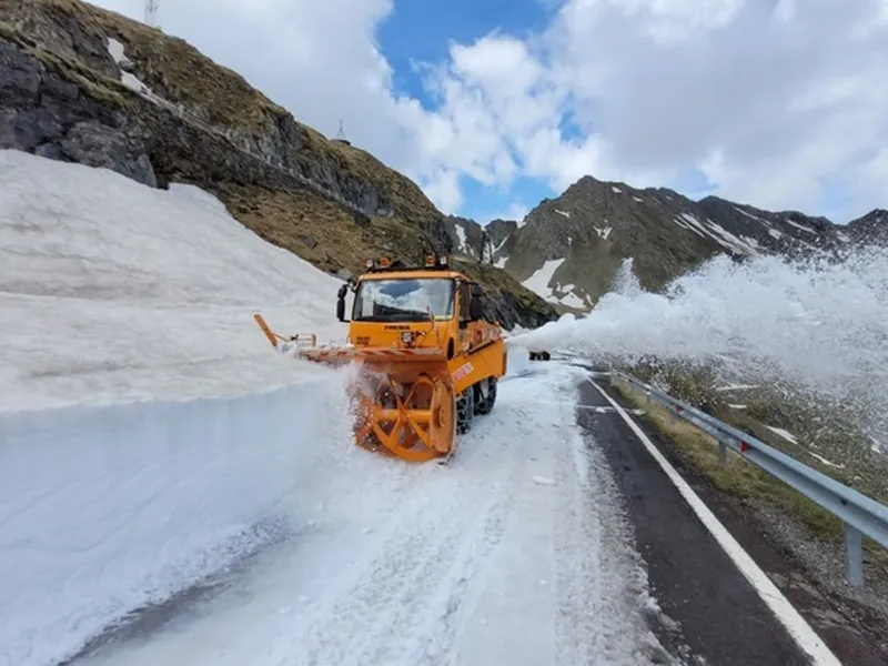 Transfăgărășanul se va deschide în următoarele două săptămâni. E mai puțină zăpadă față de alți ani - Foto: Facebook / DRDP