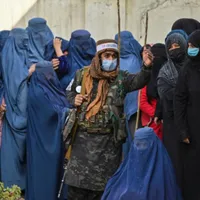 Focuri de armă la o demonstrație- Foto: News.ro