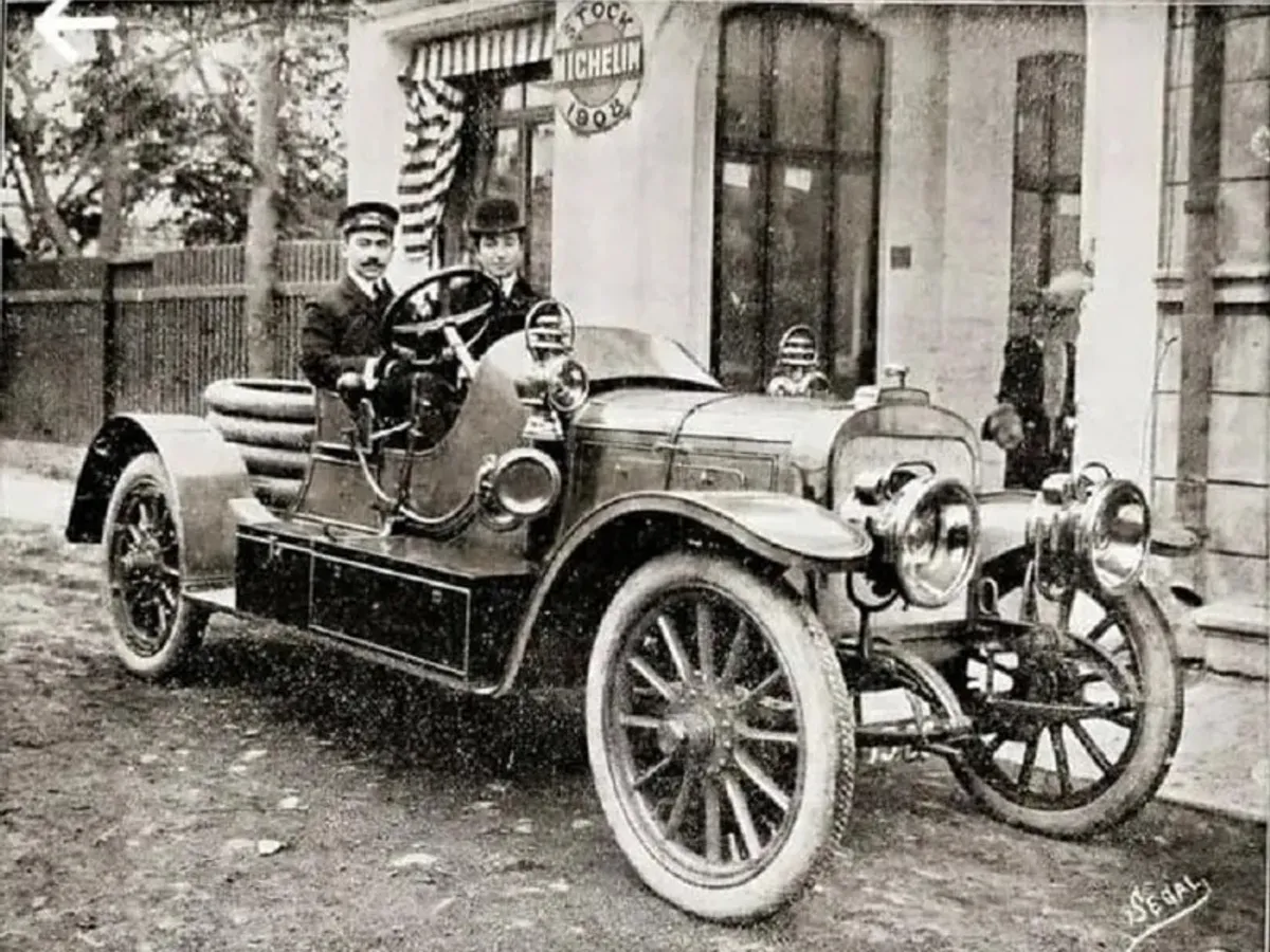 Leon Leonida primul garaj