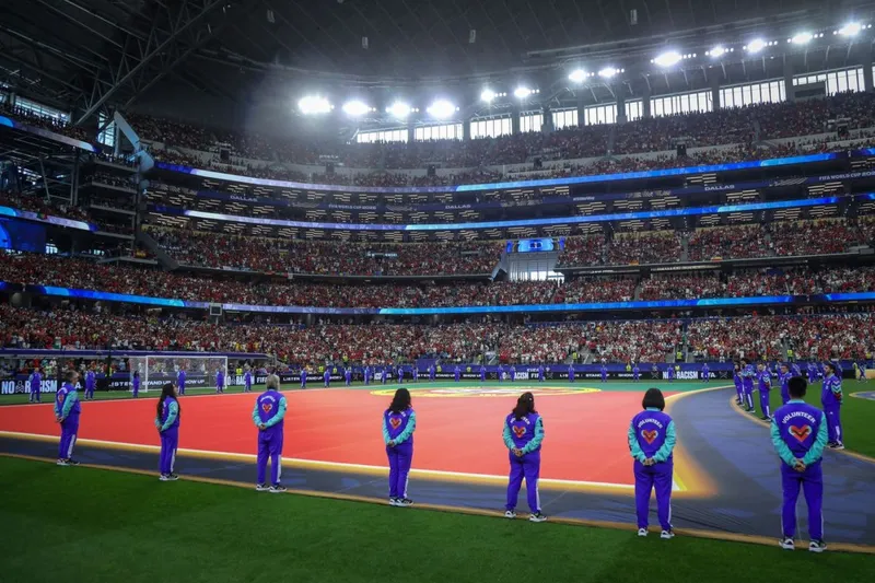 Uriaşa arenă Dallas Stadium, cel mai mare stadion de la Cupa Mondială, 94.000 de locuri - Foto: Profimedia Images
