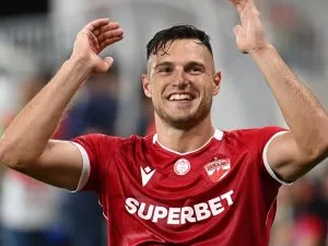 Dennis Politic încă poate ajunge la FCSB! Negocirile dintre Gigi Becali și Andrei Nicolescu au continuat în secret. Ce și-ar dori Dinamo