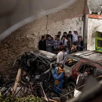 Forțele SUA ar fi ucis la Kabul un ONG-ist cu bidoane cu apă în locul unui jihadist cu bombă. / Foto: nytimes.com