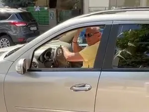 Prunea, oprit de Antitero pentru un control. Ce a urmat la șocat: 'Era să cad din mașină'