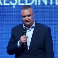 Nicolae Ciucă, tinerilor liberali: Sunteți prima generație care s-a născut în libertate - Foto: captură video Facebook/Nicolae Ionel Ciucă