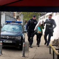 Poliţiştii au depistat, în ultimele 24 de ore, 15 persoane urmărite naţional sau internaţional  - Foto: INQUAM PHOTOS / Ovidiu Iordachi