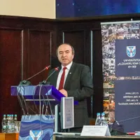 Tudorel Toader, ministru al Justiției, cumulează o impresionantă pensie specială cu indemnizația de ministru și salariul de rector Foto: uaic.ro