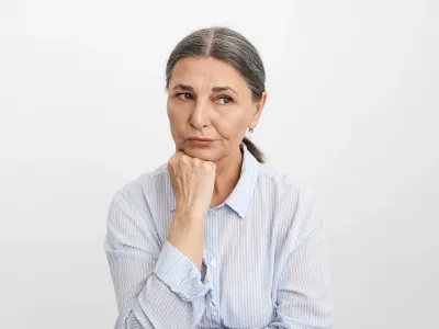 Cum ar putea fi pensiile înghețate până în 2031? Pensionarii pot pierde sute de lei în fiecare an