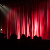 Recital de 25 de ore de teatru, la Craiova. FOTO: Pexels.com