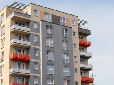 Paradoxul imobiliar din România: vânzările scad, dar prețurile cresc. Gabriel Biriș: „Ne așteaptă o ajustare de durată, de circa 5 ani”