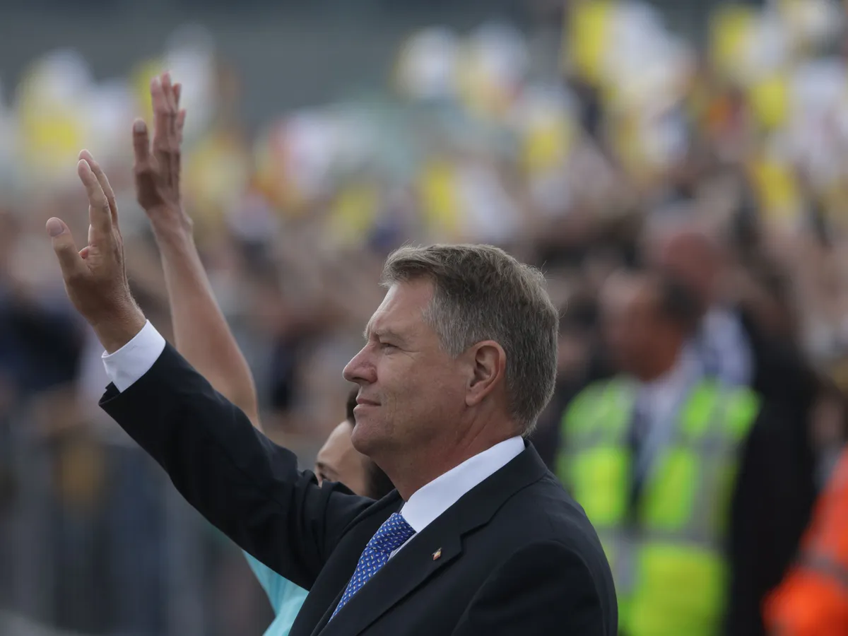 Președintele Iohannis, luându-și la revedere de la Papa Francisc. Inquam Photos - Octav Ganea