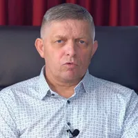 Primul mesaj al premierului slovac Fico după tentativa de asasinat. Ce a spus despre autor? - Foto: Profimedia Images