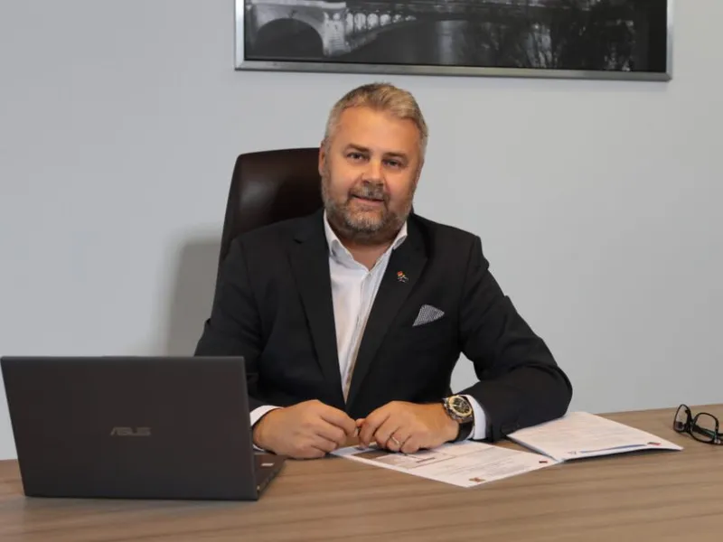 Directorul INCERTRANS şi-a redus din proprie iniţiativă salariul. Cât era şi cât a rămas? - Foto: INCERTRANS