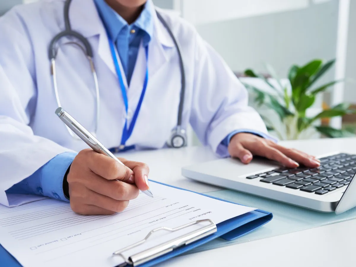 Un expert avertizează: lipsa personalului medical riscă să devină o problemă de securitate națională