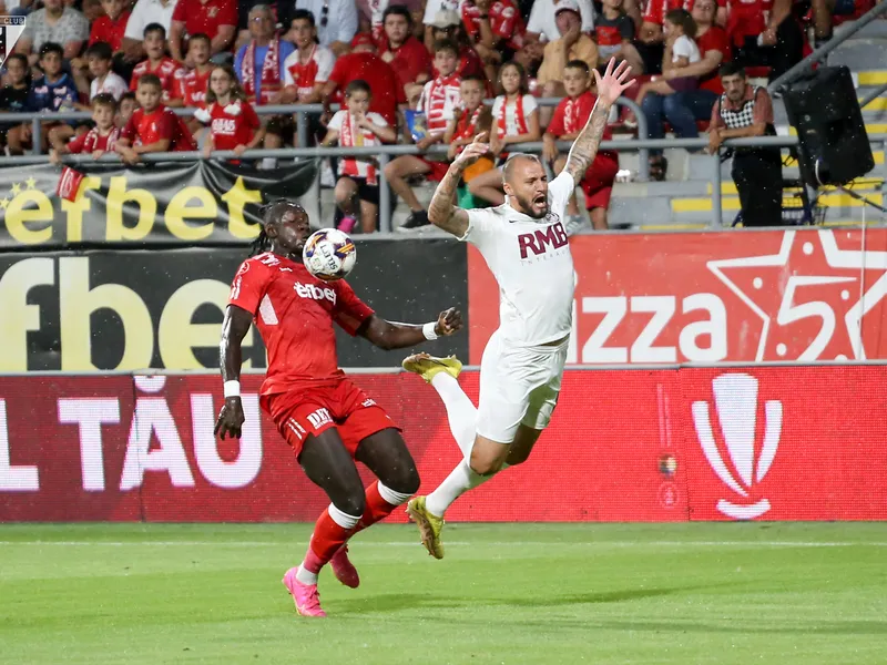 CFR Cluj a bătut UTA Arad cu 3-1 în etapa a doua a Superligii. E lider provizoriu - Foto: Facebook/UTA Arad