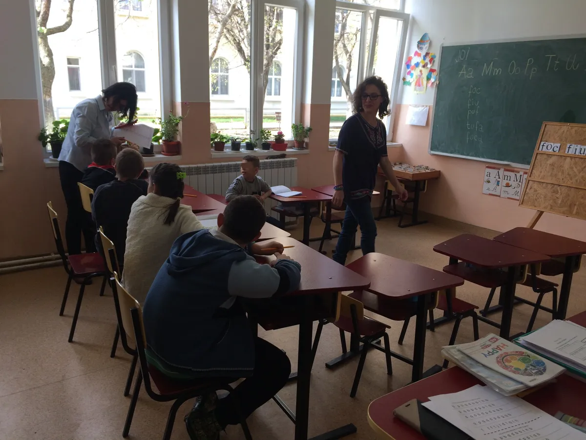 Irina Baltatescu ne-a facut turul scolii. Foto: Newsweek Romania