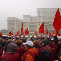 O nouă categorie de bugetari anunță declanșarea grevei. Milioane români ar putea fi afectați - Foto: Facebook/SLPR