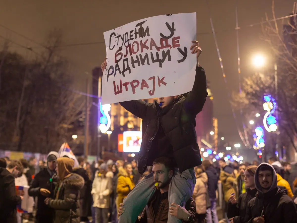 Proteste antiguvernamentale masive, în Serbia. Tenismanul Novak Djokovic s-a alăturat mulțimii - Foto: Profimedia Images - Imagine cu rol ilustrativ