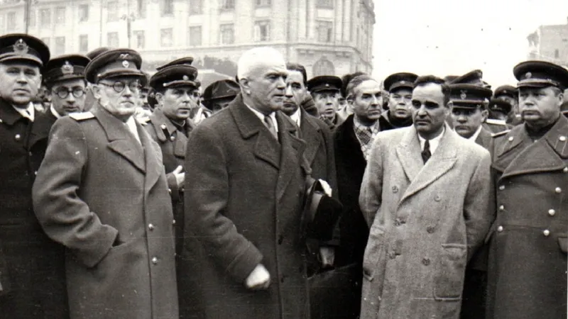 Criminalul din Rusia ce a impus primul guvern comunist în România