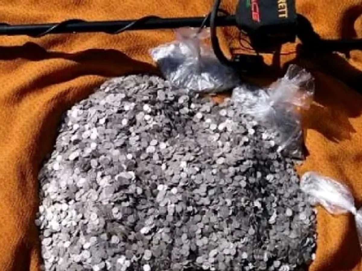 Sac cu monede argint