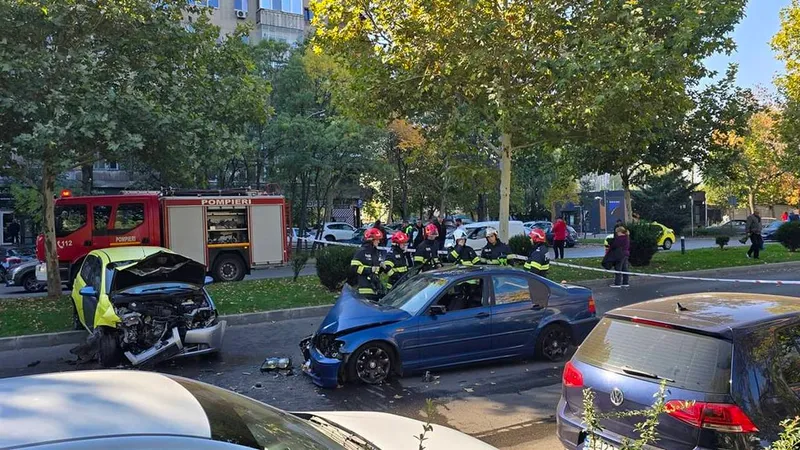 Accident grav, greu de explicat, în București. Doi șoferi s-au lovit frontal pe același sens - Foto: Facebook/Info Trafic București și Ilfov