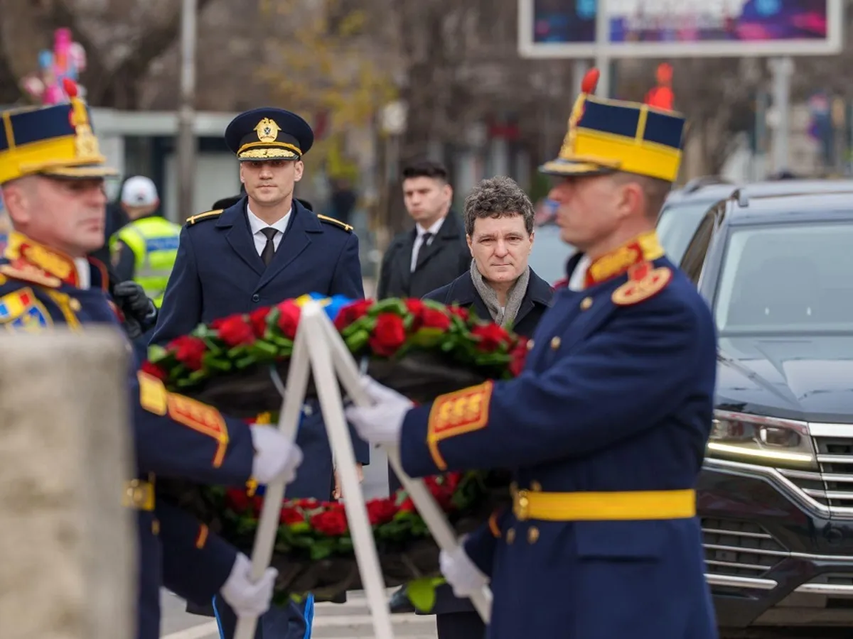Nicușor Dan a depus o coroană de Flori la Monumentul Eroilor Revoluției - Foto: Administrația Prezidențială