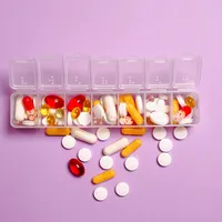 Chimist român de top: Nu aruncați medicamentele expirate la gunoi. Pot produce daune imense / Pexels / Ana Shvets