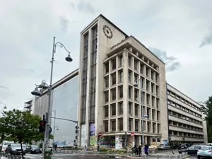 Palatul Monopolurilor de Stat, astăzi clădirea Ministerului Economiei - Foto: Wikipedia/Neoclassicism Enthusiast/CC BY-SA 4.0