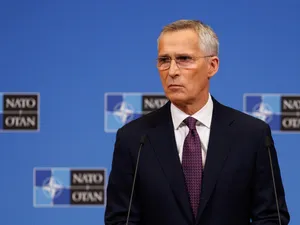 Stoltenberg cere noi arme și muniții pentru Ucraina - Foto: Profimedia