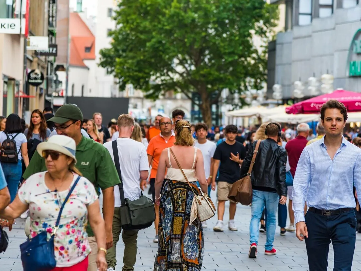 Ce loc ocupă România în clasamentul țărilor din Europa în care se pot face investiții profitabile?  Foto: Shutterstock(fotografie cu caracter ilustrativ)
