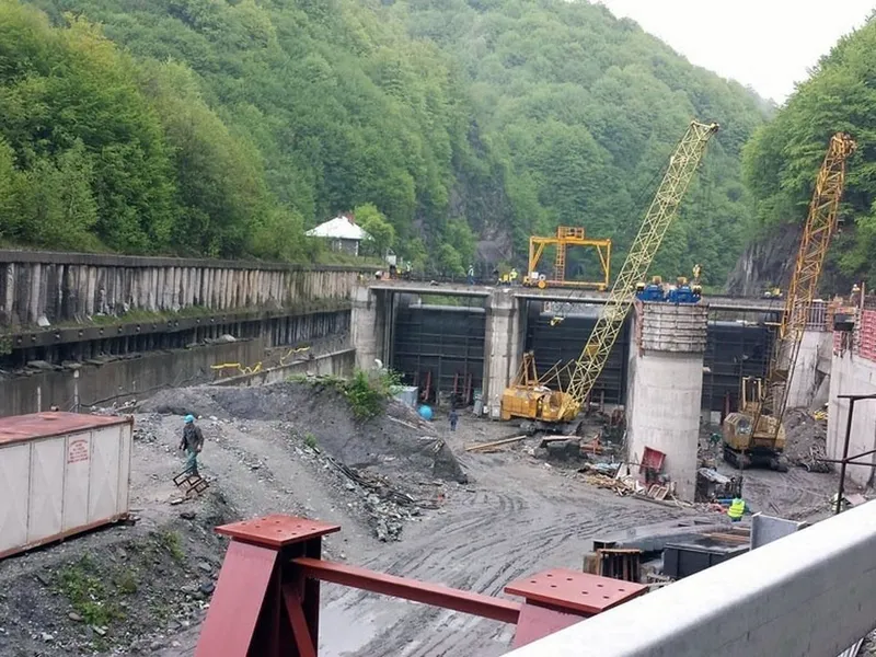 Construcția hidrocentralei de la Câineni, proiectată înainte de 1989, reluată cu bani din PNRR. / Foto: ramnicuvalceaweek.ro