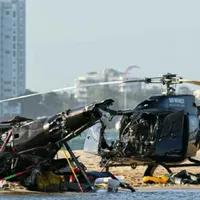 Cauzele exacte ale coliziunii nu sunt cunoscute, dar se pare că un elicopter era pe cale să decoleze când celălalt ateriza- Foto: Profimedia Images
